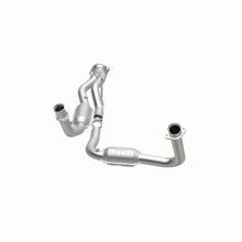 Load image into Gallery viewer, MagnaFlow Exhaust Products 49687 OEM Grade Direct-Fit Catalytic Converter for Select Jeep Commander, Jeep Grand Cherokee