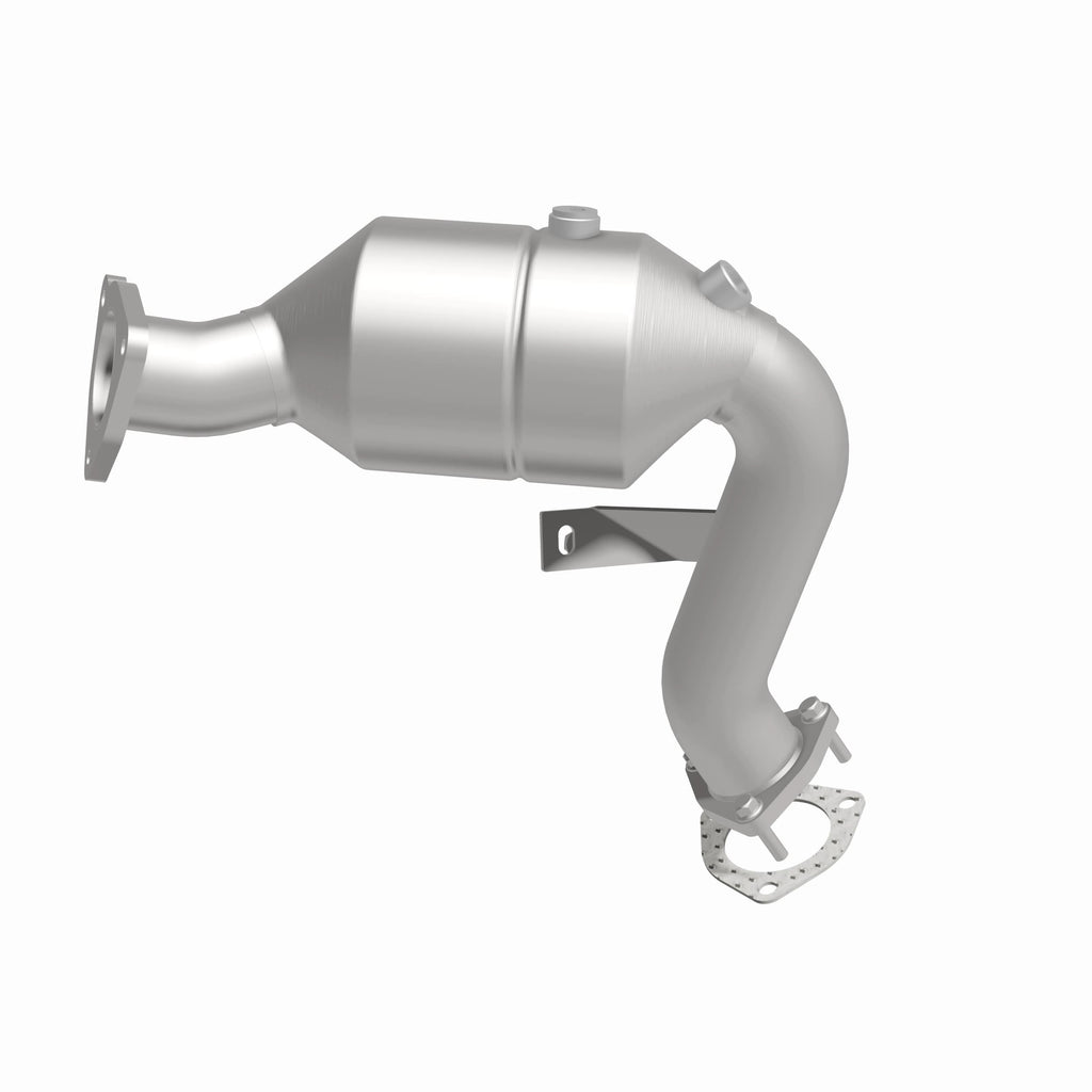 MagnaFlow Exhaust Products 49136 OEM Grade Direct-Fit Catalytic Converter for Select Audi A4 Quattro, Audi A5 Quattro, Audi A6 Quattro, Audi A7 Quattro, Audi A8 Quattro, Audi Q5, Audi S4, Audi S5, Audi SQ5