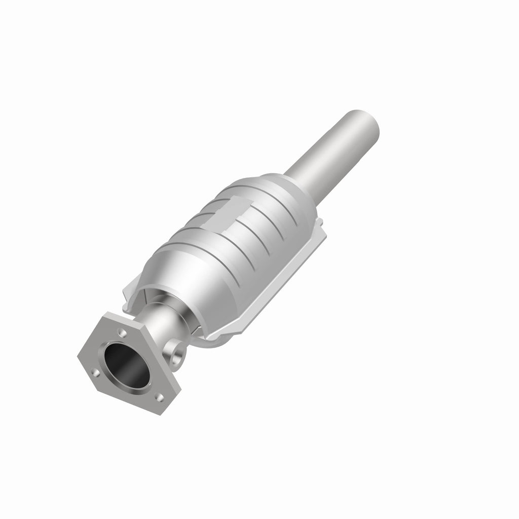 MagnaFlow Exhaust Products 22917 Standard Grade Direct-Fit Catalytic Converter for Select Volkswagen Golf, Volkswagen Jetta