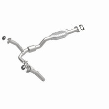 Load image into Gallery viewer, MagnaFlow Exhaust Products 93226 HM Grade Direct-Fit Catalytic Converter for Select Chevrolet S10, GMC Sonoma