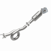 Load image into Gallery viewer, MagnaFlow Exhaust Products 22-146 OEM Grade Manifold Catalytic Converter for Select Jeep Gladiator, Jeep Wrangler