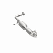 Load image into Gallery viewer, MagnaFlow Exhaust Products 5671481 California CARB Direct-Fit Catalytic Converter for Select Chevrolet Volt