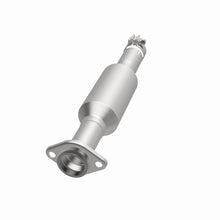 Load image into Gallery viewer, MagnaFlow Exhaust Products 5571518 California CARB Direct-Fit Catalytic Converter for Select Ford Escape, Mercury Mariner