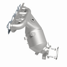 Load image into Gallery viewer, MagnaFlow Exhaust Products 290031 OEM Grade Manifold Catalytic Converter for Select Nissan Kicks, Nissan Versa