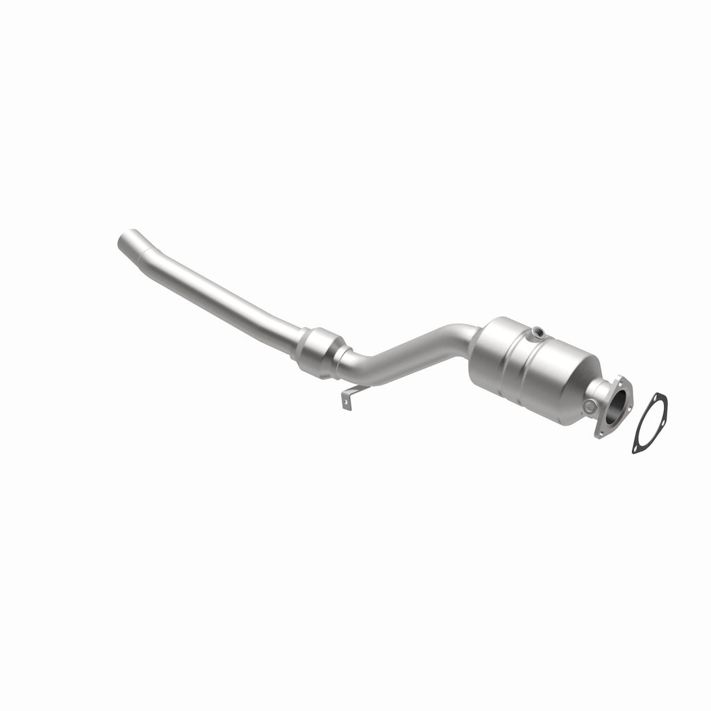 MagnaFlow Exhaust Products 51461 OEM Grade Direct-Fit Catalytic Converter for Select Audi A4, Audi A4 Quattro