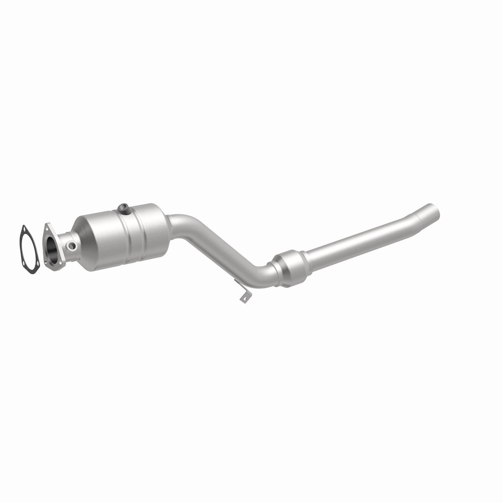 MagnaFlow Exhaust Products 51462 OEM Grade Direct-Fit Catalytic Converter for Select Audi A4, Audi A4 Quattro
