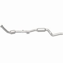 Load image into Gallery viewer, MagnaFlow Exhaust Products 4583866 California CARB Direct-Fit Catalytic Converter for Select Mercedes-Benz ML320