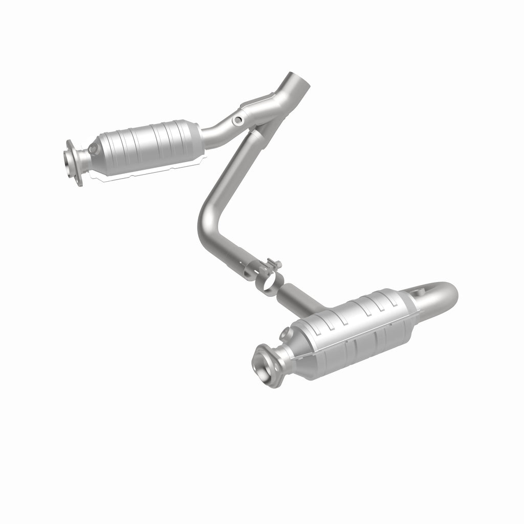 MagnaFlow Exhaust Products 49832 OEM Grade Direct-Fit Catalytic Converter for Select Chrysler Aspen, Dodge Durango