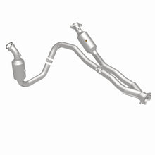 Load image into Gallery viewer, MagnaFlow Exhaust Products 21-710 OEM Grade Direct-Fit Catalytic Converter for Select Ford Transit-150, Ford Transit-250, Ford Transit-350, Ford Transit-350 HD