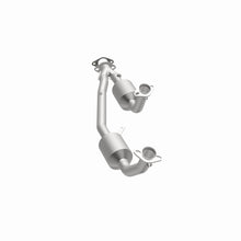 Load image into Gallery viewer, MagnaFlow Exhaust Products 3391353 California CARB Direct-Fit Catalytic Converter for Select Ford Windstar
