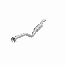 Load image into Gallery viewer, MagnaFlow Exhaust Products 22962 HM Grade Direct-Fit Catalytic Converter for Select Audi A4, Audi A4 Quattro, Volkswagen Passat