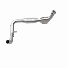 Load image into Gallery viewer, MagnaFlow Exhaust Products 51695 OEM Grade Direct-Fit Catalytic Converter for Select Ford Expedition, Ford F-150, Lincoln Navigator