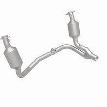 Load image into Gallery viewer, MagnaFlow Exhaust Products 4651658 California CARB Direct-Fit Catalytic Converter for Select Dodge Dakota