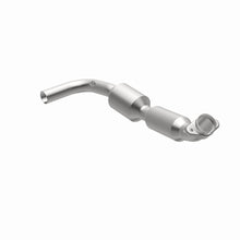 Load image into Gallery viewer, MagnaFlow Exhaust Products 5582311 California CARB Direct-Fit Catalytic Converter for Select Ford E-150, Ford E-250