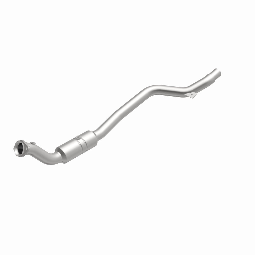 MagnaFlow Exhaust Products 52100 OEM Grade Direct-Fit Catalytic Converter for Select Chrysler 300, Dodge Challenger, Dodge Charger