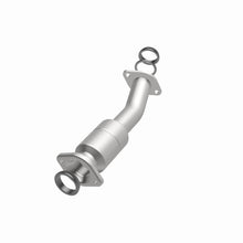 Load image into Gallery viewer, MagnaFlow Exhaust Products 5592549 California CARB Direct-Fit Catalytic Converter for Select Toyota Sienna