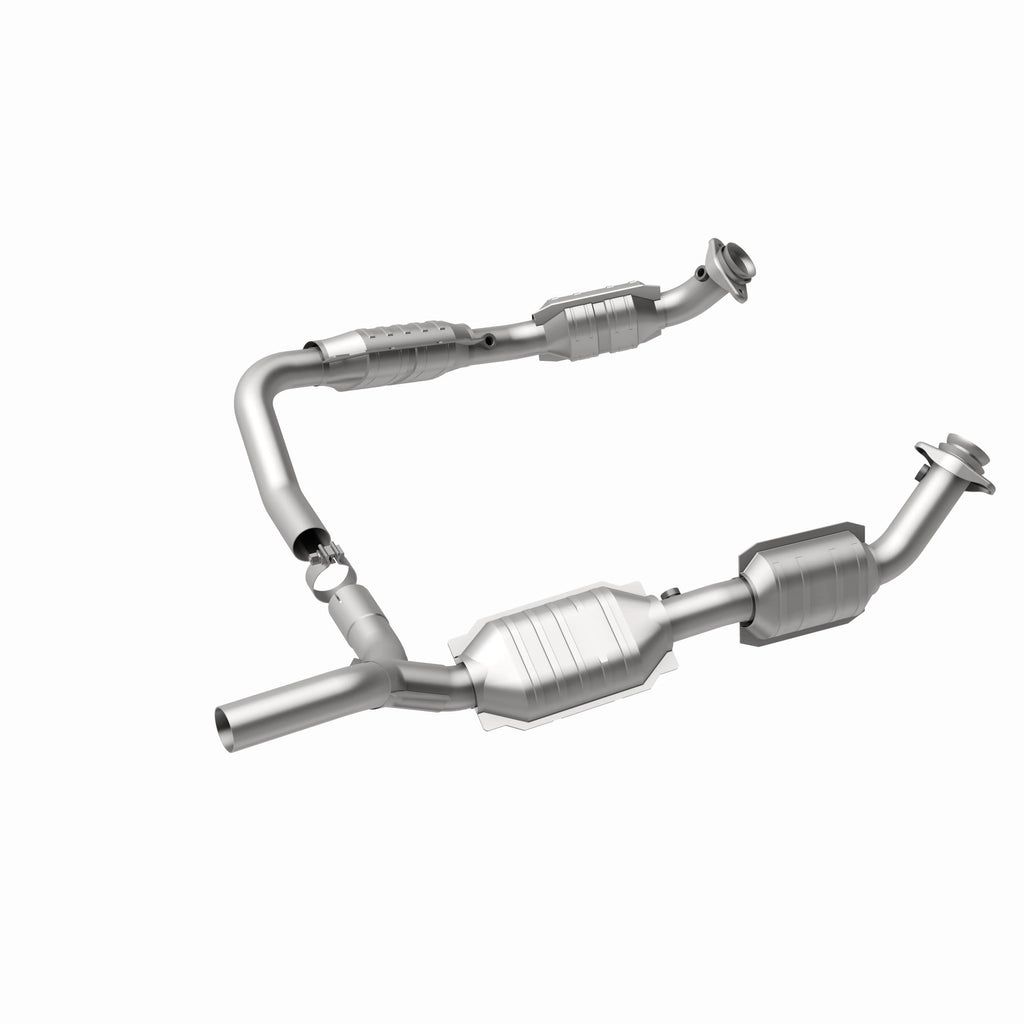 MagnaFlow Exhaust Products 51640 OEM Grade Direct-Fit Catalytic Converter for Select Ford E-150, Ford E-250