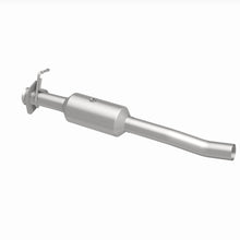 Load image into Gallery viewer, MagnaFlow Exhaust Products 280445 OEM Grade Direct-Fit Catalytic Converter for Select Ford F-53 Motorhome Chassis, Ford F-59 Commercial Stripped Chassis, Ford F-650, Ford F-750