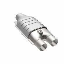 Load image into Gallery viewer, MagnaFlow Exhaust Products 94037 Standard Grade Universal Catalytic Converter for Select BMW 528i, Chevrolet Blazer, Chevrolet C1500, Chevrolet C1500 Suburban, Chevrolet C2500, Chevrolet C2500 Suburban, Chevrolet K1500, Chevrolet K1500 Suburban,