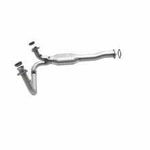 Load image into Gallery viewer, MagnaFlow Exhaust Products 4451457 California CARB Direct-Fit Catalytic Converter for Select Chevrolet C1500, Chevrolet C2500, Chevrolet K1500, Chevrolet K2500, GMC C1500, GMC C2500, GMC K1500, GMC K2500
