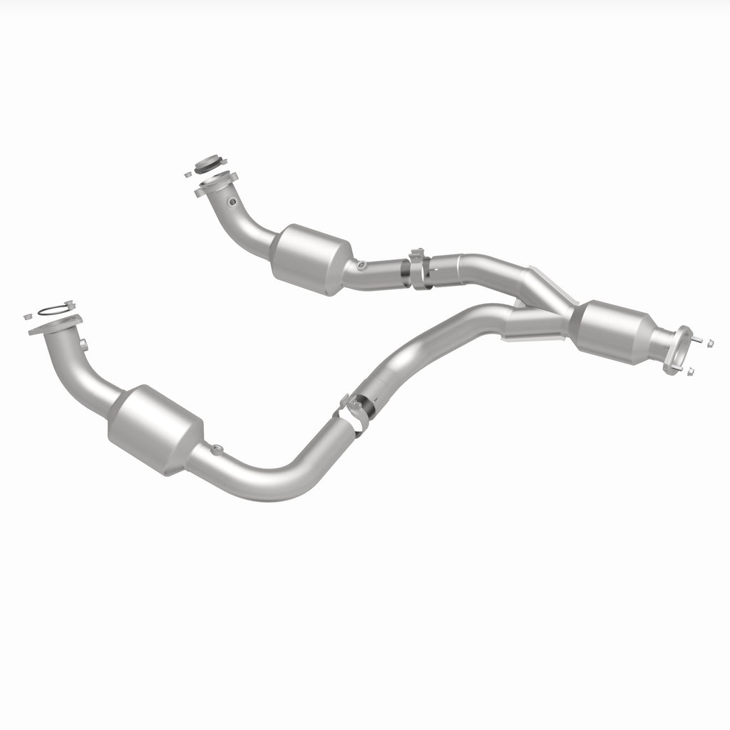 MagnaFlow Exhaust Products 280505 OEM Grade Direct-Fit Catalytic Converter for Select Chevrolet Express 3500, Chevrolet Express 4500, GMC Savana 3500, GMC Savana