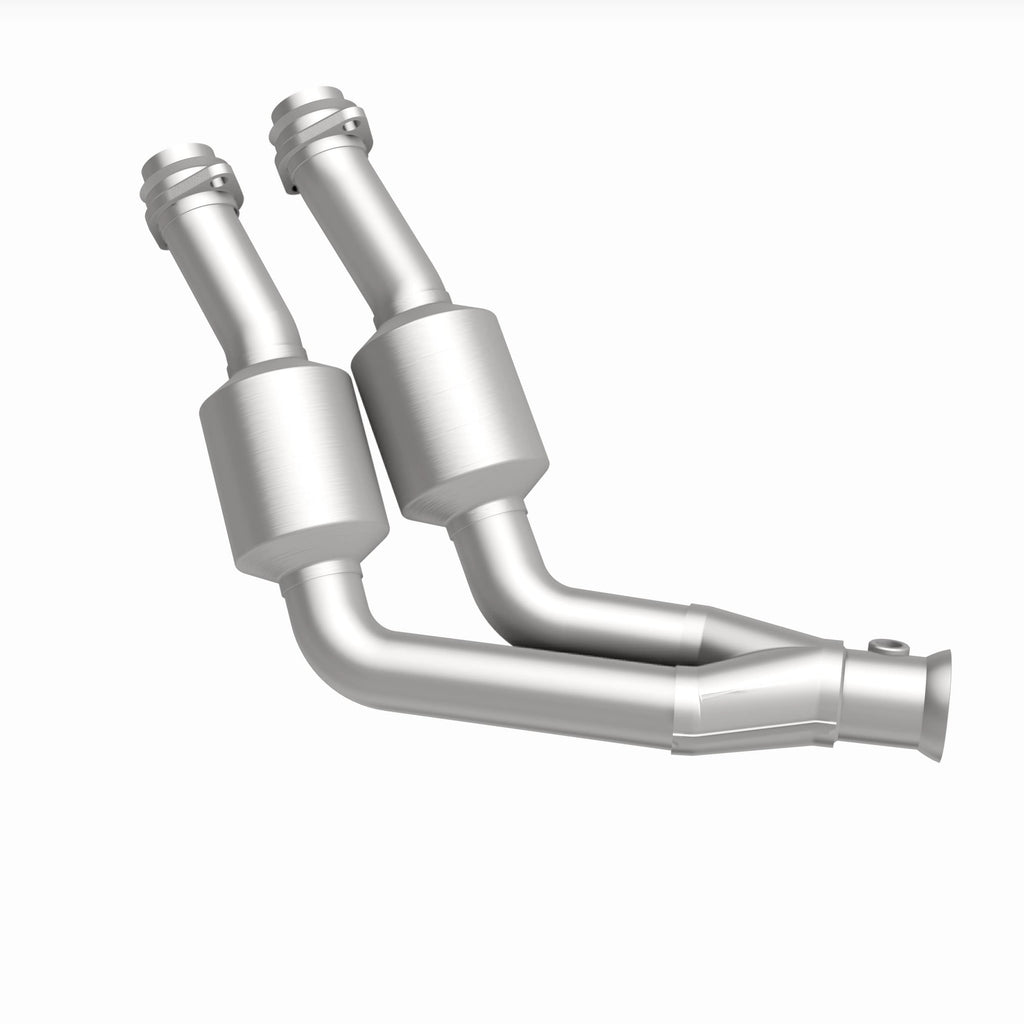 MagnaFlow Exhaust Products 24226 HM Grade Direct-Fit Catalytic Converter for Select Jaguar Vanden Plas, Jaguar XJ6