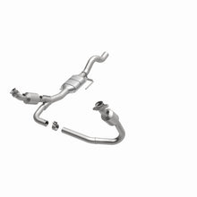 Load image into Gallery viewer, MagnaFlow Exhaust Products 458012 California CARB Direct-Fit Catalytic Converter for Select Dodge Dakota