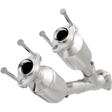 Load image into Gallery viewer, MagnaFlow Exhaust Products 93207 HM Grade Direct-Fit Catalytic Converter for Select Jeep Cherokee