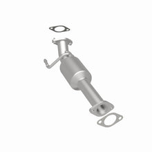Load image into Gallery viewer, MagnaFlow Exhaust Products 5571421 California CARB Direct-Fit Catalytic Converter for Select Chevrolet Sonic