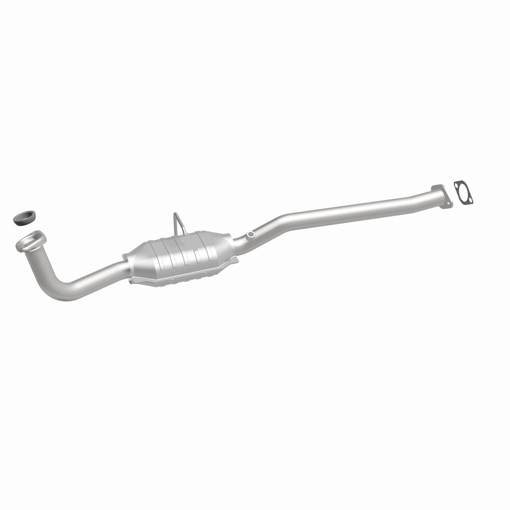 MagnaFlow Exhaust Products 49563 OEM Grade Direct-Fit Catalytic Converter for Select Chevrolet Metro, Geo Metro, Suzuki Swift