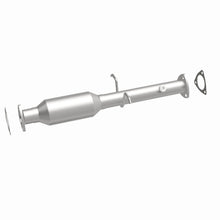 Load image into Gallery viewer, MagnaFlow Exhaust Products 23462 HM Grade Direct-Fit Catalytic Converter for Select Chevrolet S10, GMC Sonoma, Isuzu Hombre