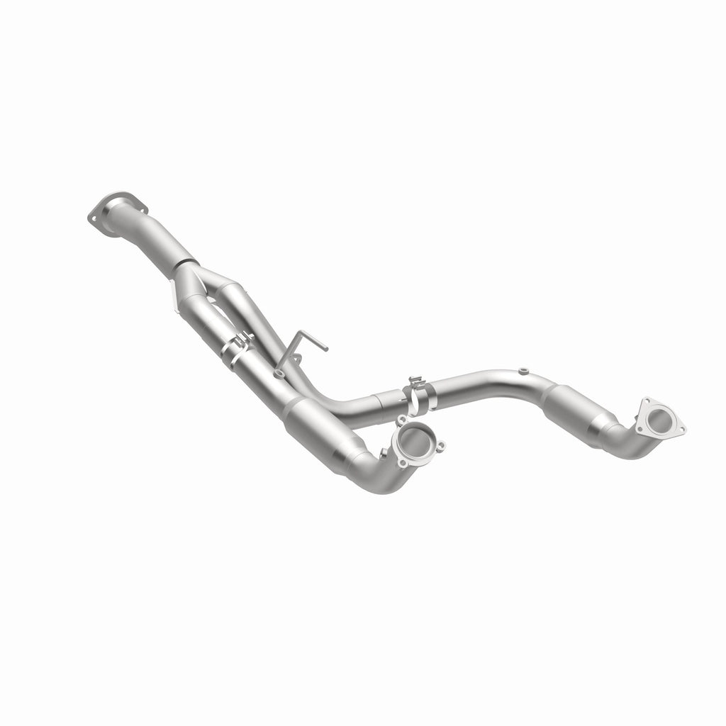 MagnaFlow Exhaust Products 4551252 California CARB Direct-Fit Catalytic Converter for Select Chevrolet Silverado HD, Chevrolet Silverado HD, GMC Sierra HD, GMC Sierra HD
