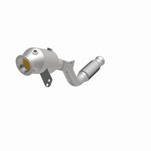Load image into Gallery viewer, MagnaFlow Exhaust Products 21-897 OEM Grade Direct-Fit Catalytic Converter for Select Mercedes-Benz Metris
