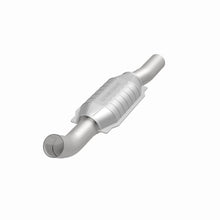 Load image into Gallery viewer, MagnaFlow Exhaust Products 23289 Standard Grade Direct-Fit Catalytic Converter for Select Dodge B100, Dodge B150, Dodge B200, Dodge B250, Dodge B300, Dodge B350, Plymouth PB100, Plymouth PB150, Plymouth PB200, Plymouth PB250, Plymouth PB300, Plymouth