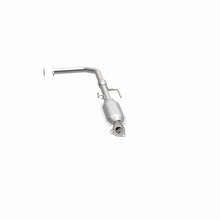 Load image into Gallery viewer, MagnaFlow Exhaust Products 447976 California CARB Direct-Fit Catalytic Converter for Select Toyota Tundra