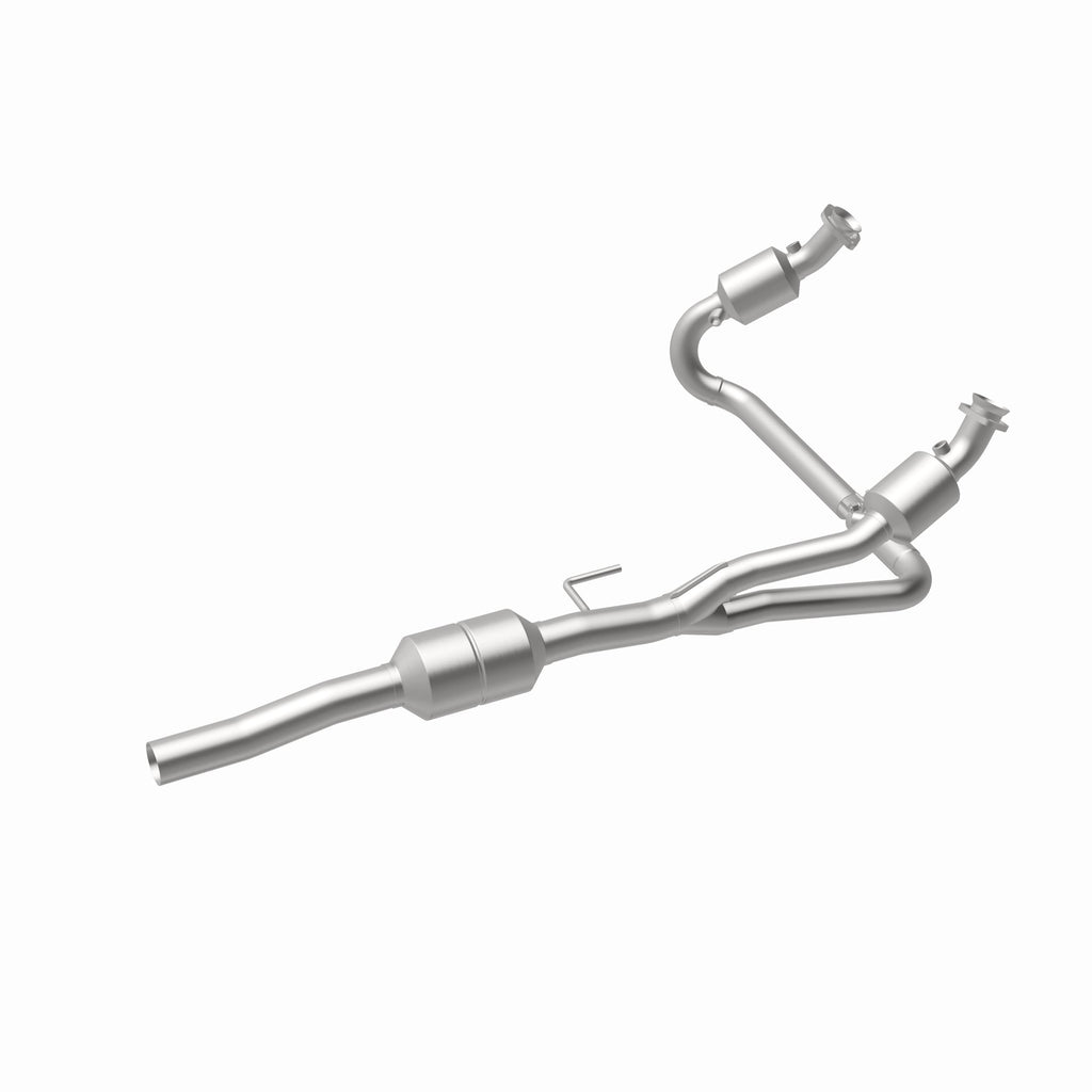 MagnaFlow Exhaust Products 51348 OEM Grade Direct-Fit Catalytic Converter for Select Dodge Durango