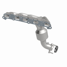 Load image into Gallery viewer, MagnaFlow Exhaust Products 4583862 California CARB Manifold Catalytic Converter for Select Chevrolet Colorado, GMC Canyon, Hummer H3, Isuzu i-350