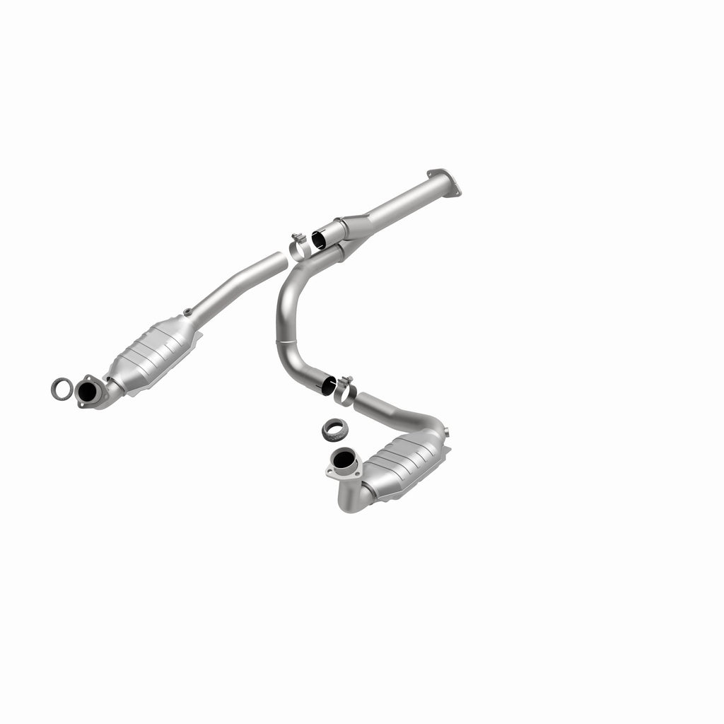 MagnaFlow Exhaust Products 51510 OEM Grade Direct-Fit Catalytic Converter for Select Chevrolet Express 1500, GMC Savana