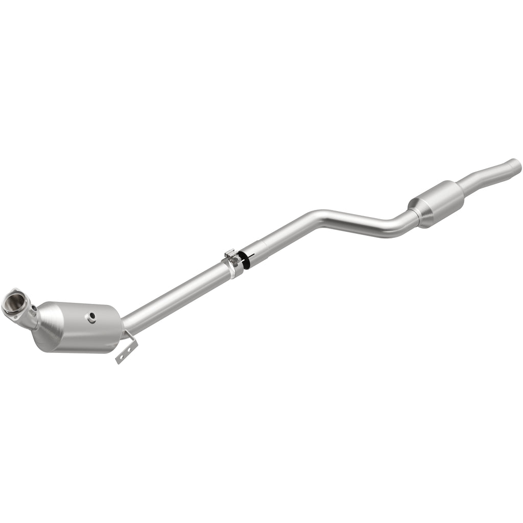 MagnaFlow Exhaust Products 21-437 OEM Grade Direct-Fit Catalytic Converter for Select Mercedes-Benz C300, Mercedes-Benz C350, Mercedes-Benz E350