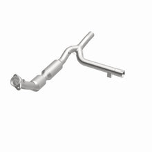 Load image into Gallery viewer, MagnaFlow Exhaust Products 4583622 California CARB Direct-Fit Catalytic Converter for Select Ford F-150