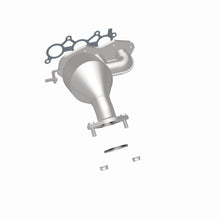 Load image into Gallery viewer, MagnaFlow Exhaust Products 5582822 California CARB Manifold Catalytic Converter for Select Toyota Sienna