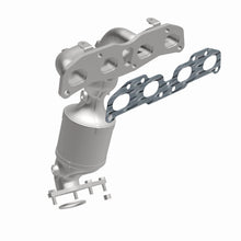Load image into Gallery viewer, MagnaFlow Exhaust Products 5631295 California CARB Manifold Catalytic Converter for Select Nissan Altima
