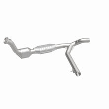 Load image into Gallery viewer, MagnaFlow Exhaust Products 51116 OEM Grade Direct-Fit Catalytic Converter for Select Ford Expedition
