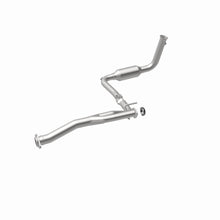 Load image into Gallery viewer, MagnaFlow Exhaust Products 4551582 California CARB Direct-Fit Catalytic Converter for Select Jeep Liberty