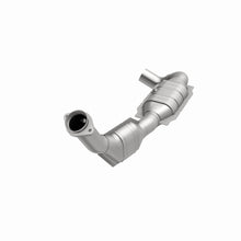 Load image into Gallery viewer, MagnaFlow Exhaust Products 51171 OEM Grade Direct-Fit Catalytic Converter for Select Ford Expedition, Ford F-150, Ford F-150 Heritage