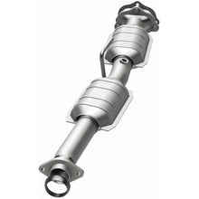 Load image into Gallery viewer, MagnaFlow Exhaust Products 441410 California CARB Direct-Fit Catalytic Converter for Select Ford Ranger, Mazda B3000, Mazda B4000