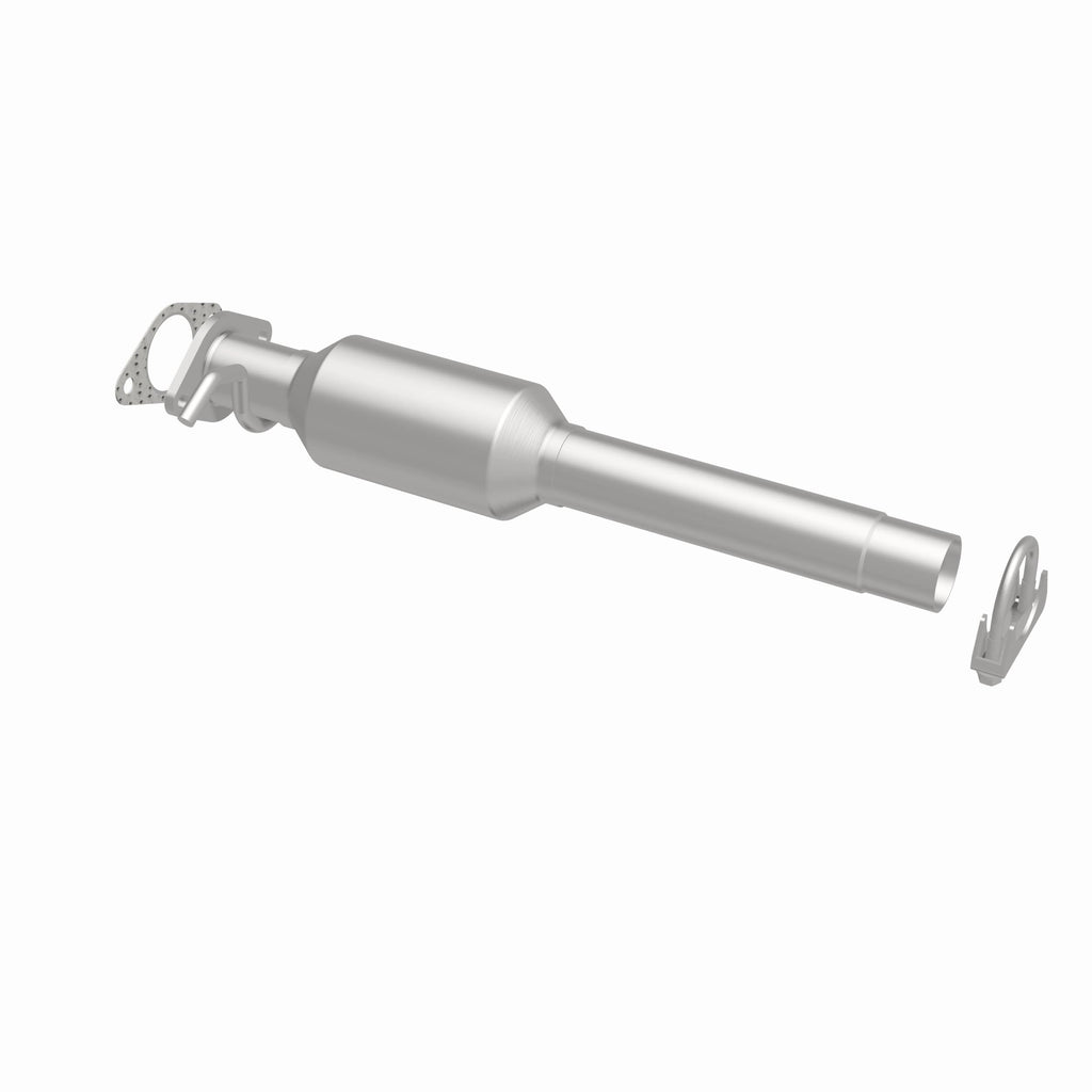MagnaFlow Exhaust Products 24373 HM Grade Direct-Fit Catalytic Converter for Select Toyota Highlander