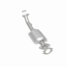Load image into Gallery viewer, MagnaFlow Exhaust Products 49531 OEM Grade Direct-Fit Catalytic Converter for Select INFINITI QX4, Nissan Pathfinder