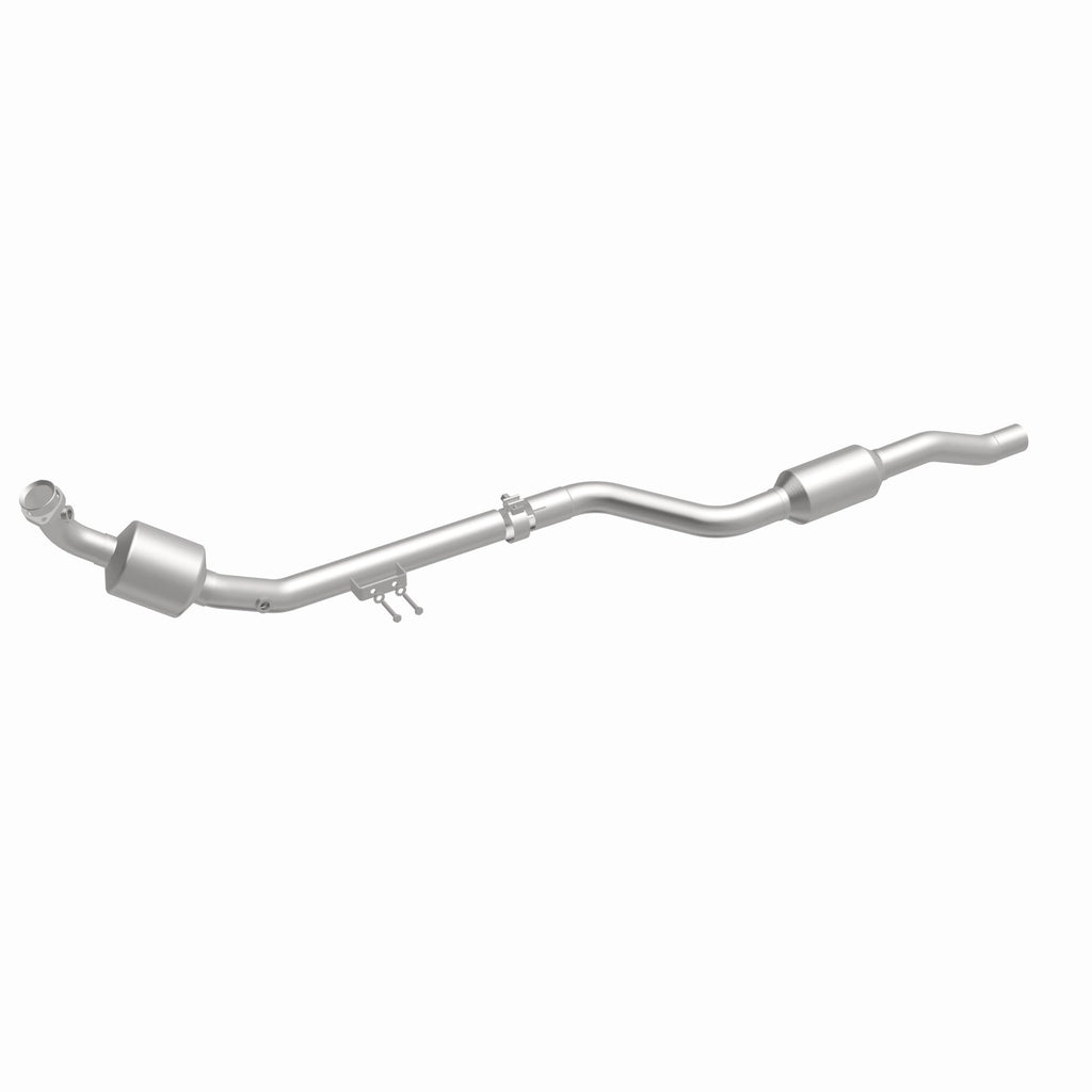 MagnaFlow Exhaust Products 551706 California CARB Direct-Fit Catalytic Converter for Select Mercedes-Benz CLS500, Mercedes-Benz E500