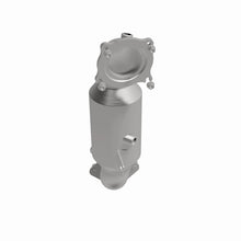 Load image into Gallery viewer, MagnaFlow Exhaust Products 280295 OEM Grade Direct-Fit Catalytic Converter for Select Alfa Romeo Giulia, Alfa Romeo Stelvio